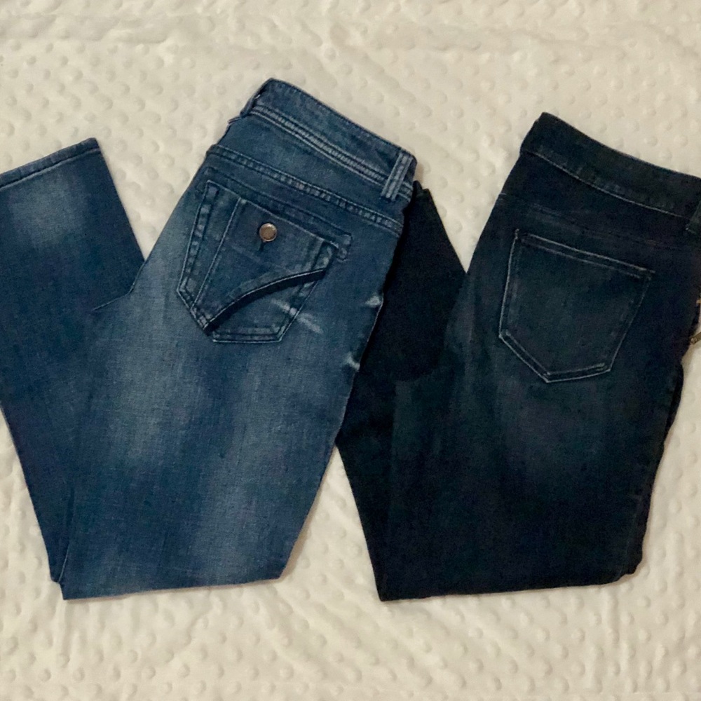 2 Pair of Simply Vera Wang Skinny Jeans